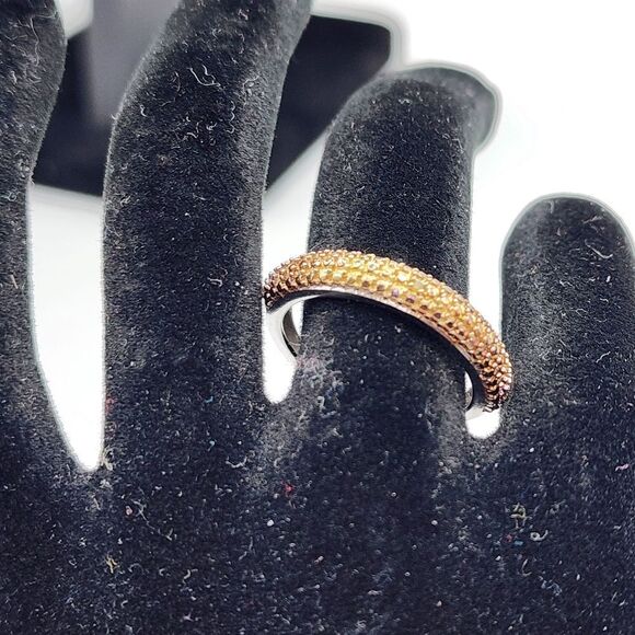 Jewelry - 925 silver ring sz 8